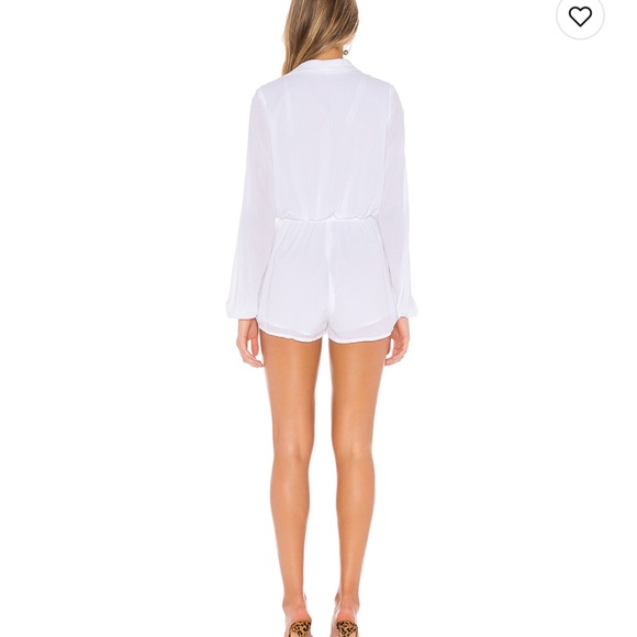 SUPERDOWN Traci Collared Romper - Picture 3 of 4